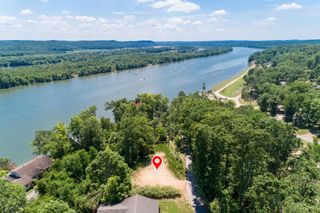 20 Brown Bluff Ln, Sugar Tree, TN 38380