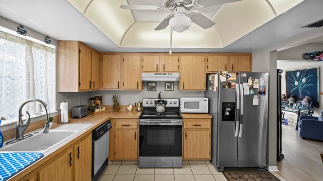 6329 Tall Cypress Circle, Greenacres, FL 33463