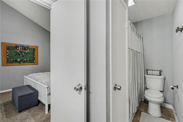 11253 Calico Drive, Kansas City, MO 64137