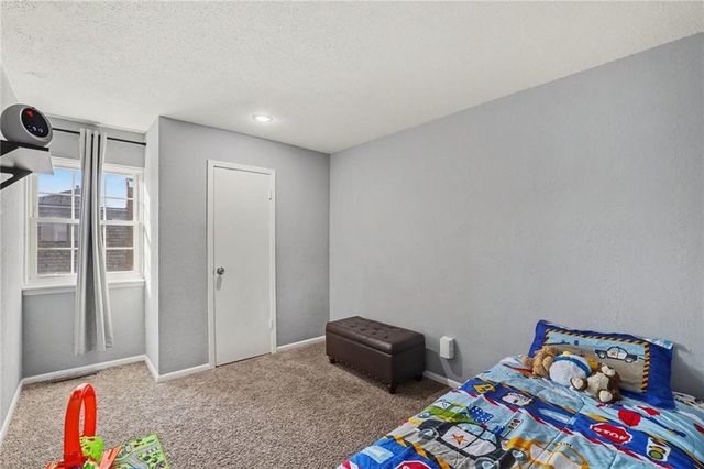 11253 Calico Drive, Kansas City, MO 64137