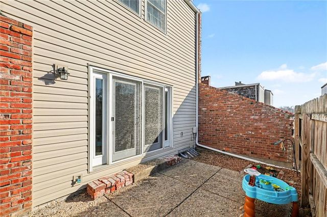 11253 Calico Drive, Kansas City, MO 64137