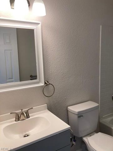 371 Advocate Ct Unit C, Newport News, VA 23608