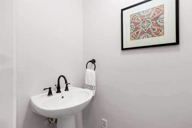 4215 Olive Oak Court, Houston, TX 77059