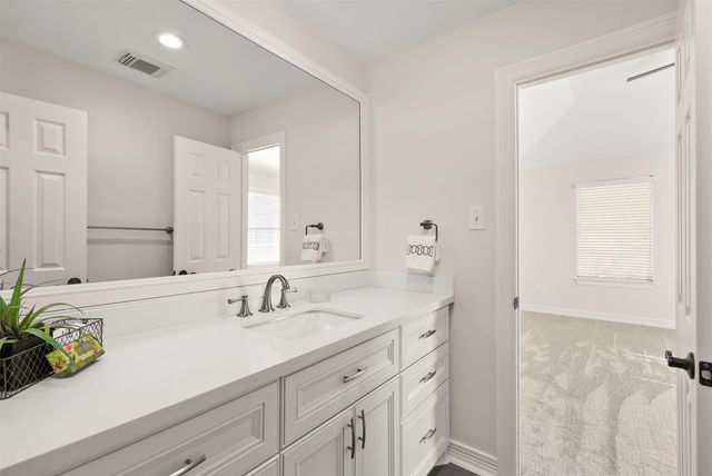 4215 Olive Oak Court, Houston, TX 77059