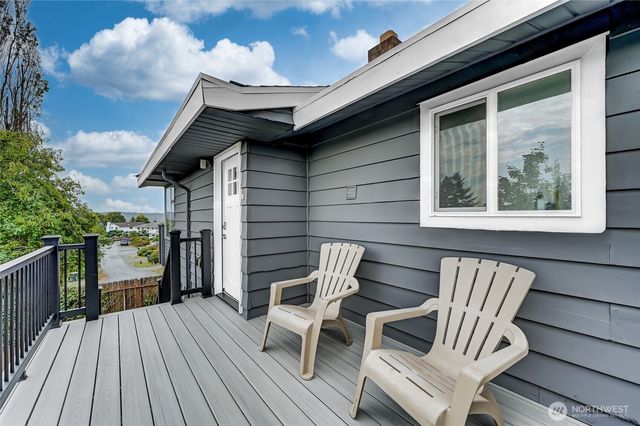 2942 S Fontanelle Street, Seattle, WA 98108