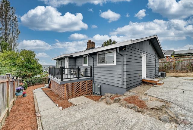 2942 S Fontanelle Street, Seattle, WA 98108