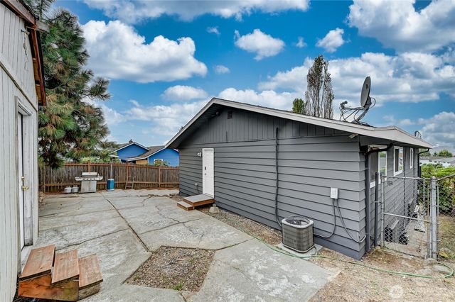 2942 S Fontanelle Street, Seattle, WA 98108