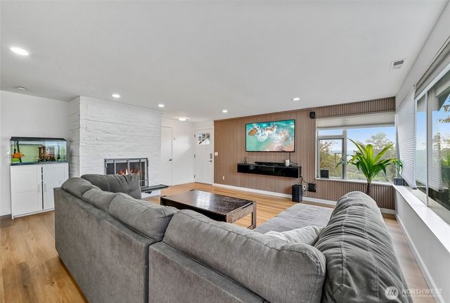 2942 S Fontanelle Street, Seattle, WA 98108