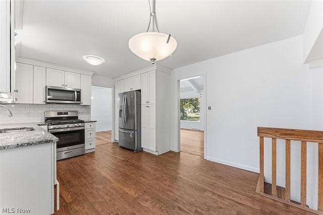2120 Cedarview Drive, Beachwood, OH 44122