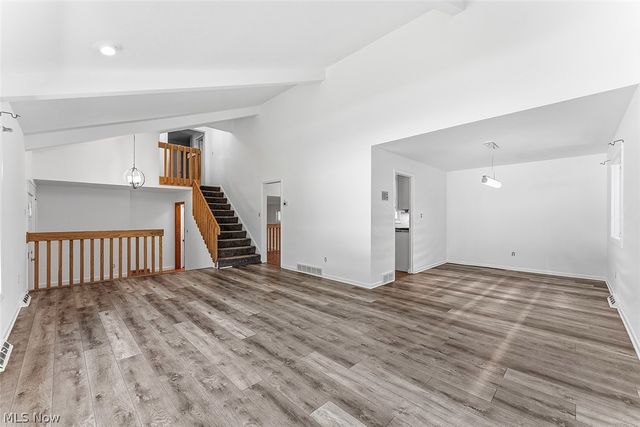 2120 Cedarview Drive, Beachwood, OH 44122