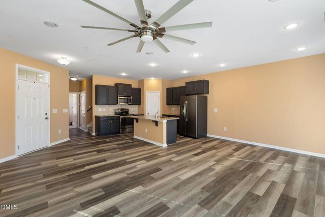 7603 Weathered Oak Way, Raleigh, NC 27616