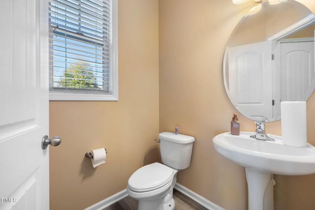 7603 Weathered Oak Way, Raleigh, NC 27616