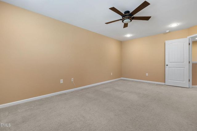 7603 Weathered Oak Way, Raleigh, NC 27616