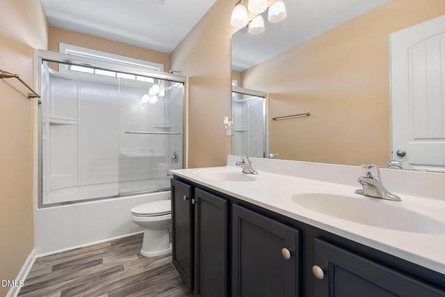 7603 Weathered Oak Way, Raleigh, NC 27616