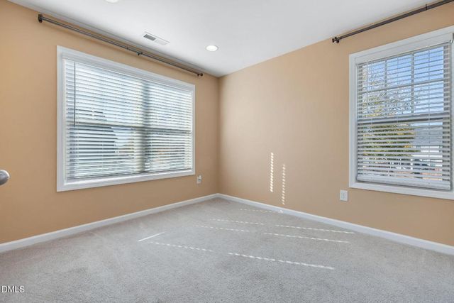 7603 Weathered Oak Way, Raleigh, NC 27616