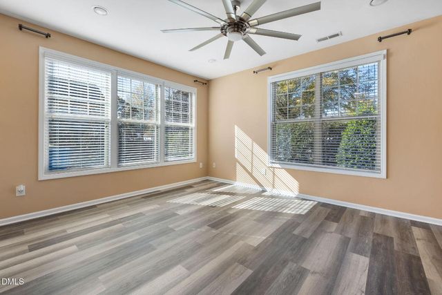 7603 Weathered Oak Way, Raleigh, NC 27616