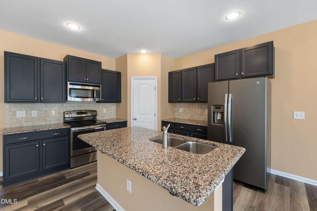 7603 Weathered Oak Way, Raleigh, NC 27616