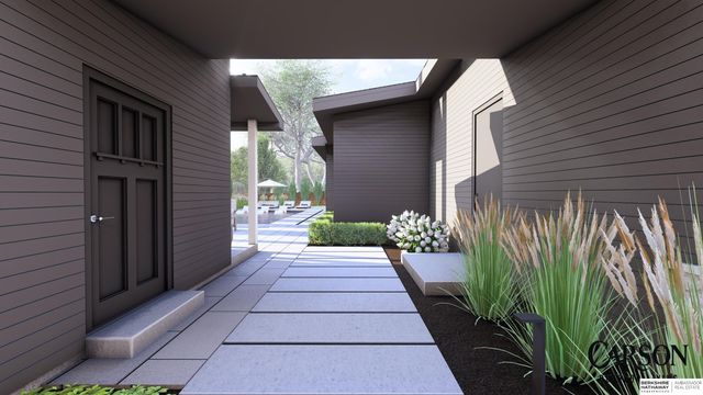 9530 Davenport Street, Omaha, NE 68114