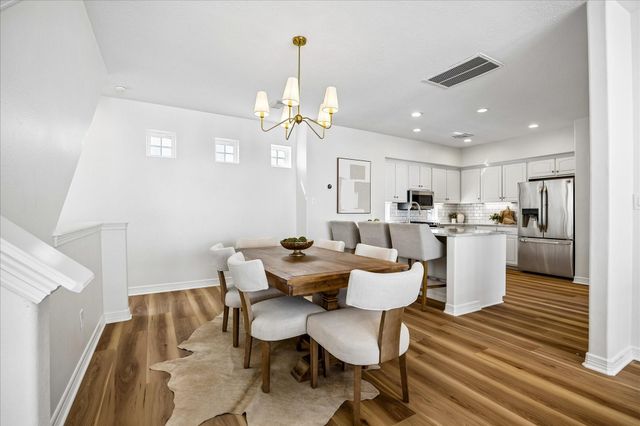 209 Stratford Street B, Houston, TX 77006