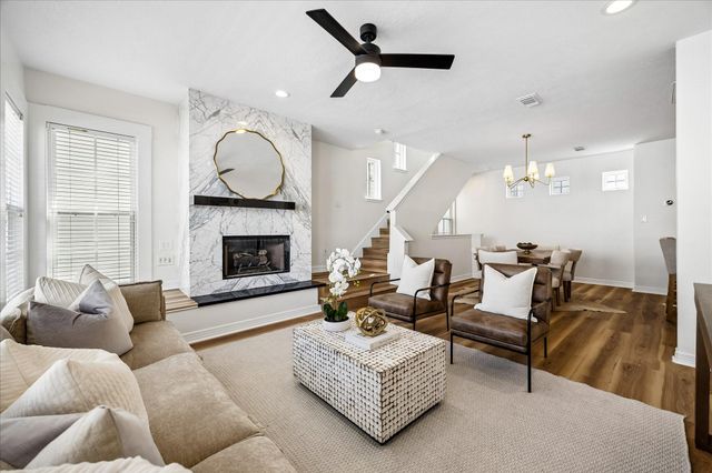 209 Stratford Street B, Houston, TX 77006