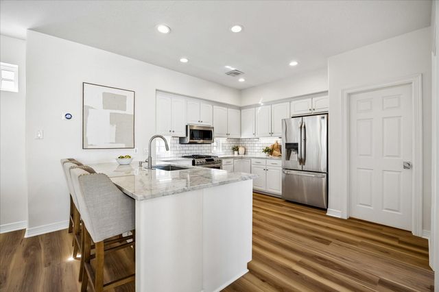 209 Stratford Street B, Houston, TX 77006