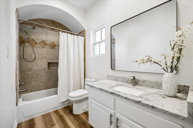 209 Stratford Street B, Houston, TX 77006