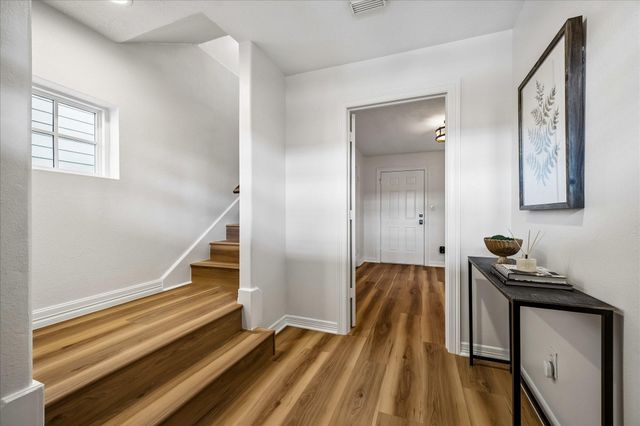 209 Stratford Street B, Houston, TX 77006