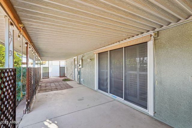 11146 W JACARANDA Drive, Sun City, AZ 85373