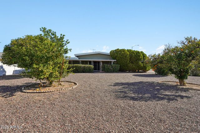 11146 W JACARANDA Drive, Sun City, AZ 85373