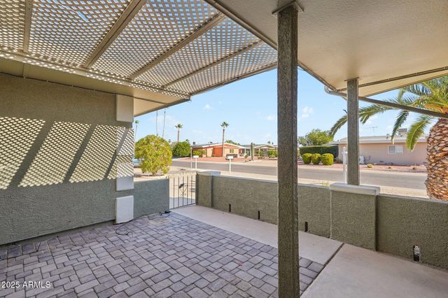 11146 W JACARANDA Drive, Sun City, AZ 85373