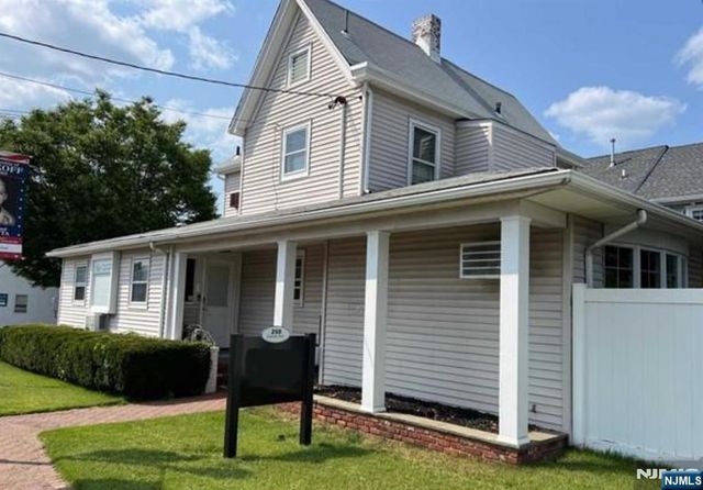 258 Everett Avenue, Wyckoff, NJ 07481