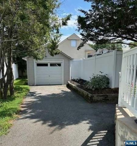 258 Everett Avenue, Wyckoff, NJ 07481