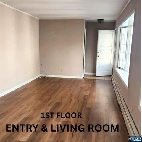258 Everett Avenue, Wyckoff, NJ 07481