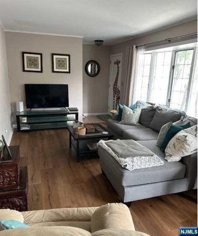 258 Everett Avenue, Wyckoff, NJ 07481