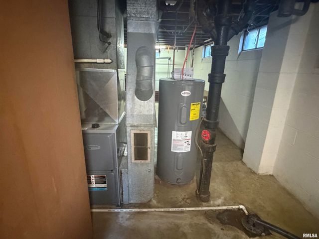 3518 SHEFFIELD Road, Springfield, IL 62703