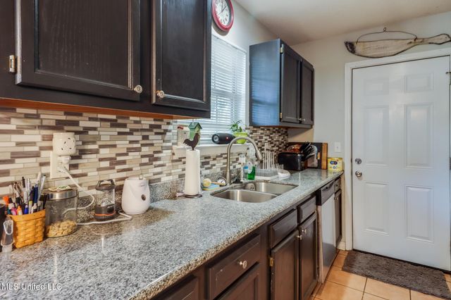 14906 Angela Drive, Gulfport, MS 39503