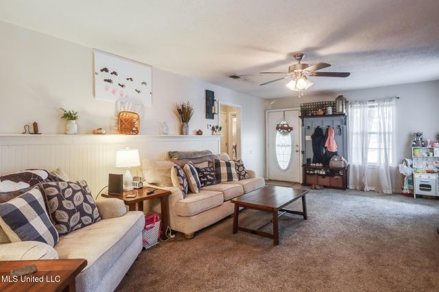 14906 Angela Drive, Gulfport, MS 39503