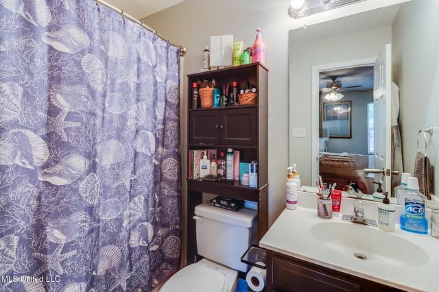 14906 Angela Drive, Gulfport, MS 39503