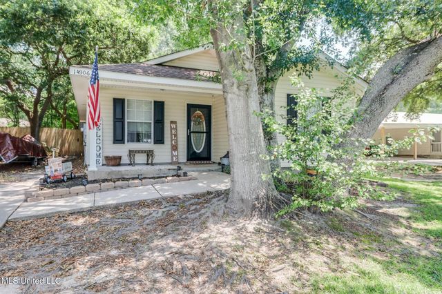 14906 Angela Drive, Gulfport, MS 39503