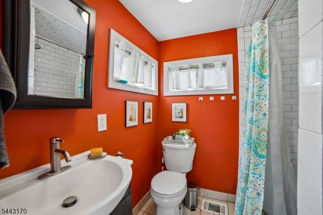 661 Palisade Rd, Union Twp., NJ 07083