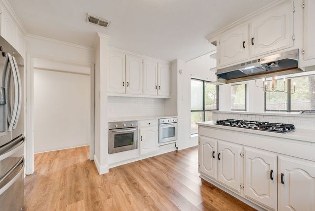 2114 Coral Drive, Arlington, TX 76010