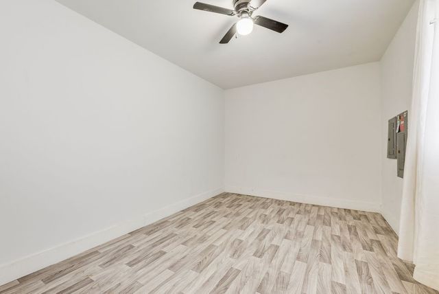 2114 Coral Drive, Arlington, TX 76010