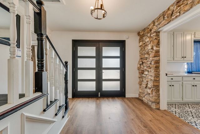 2114 Coral Drive, Arlington, TX 76010