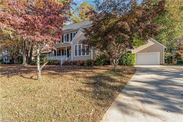 5 Ivy Brook Court, Greensboro, NC 27407