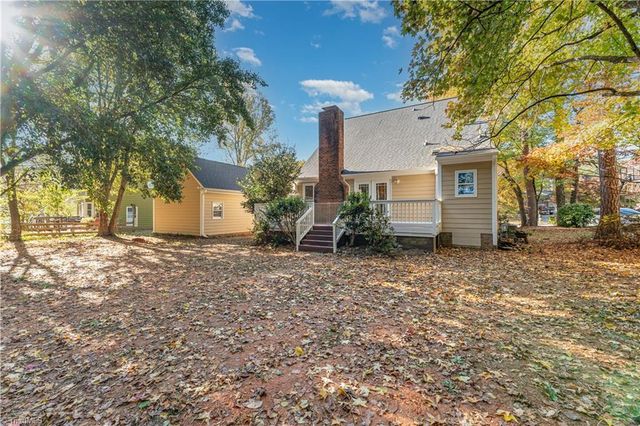 5 Ivy Brook Court, Greensboro, NC 27407