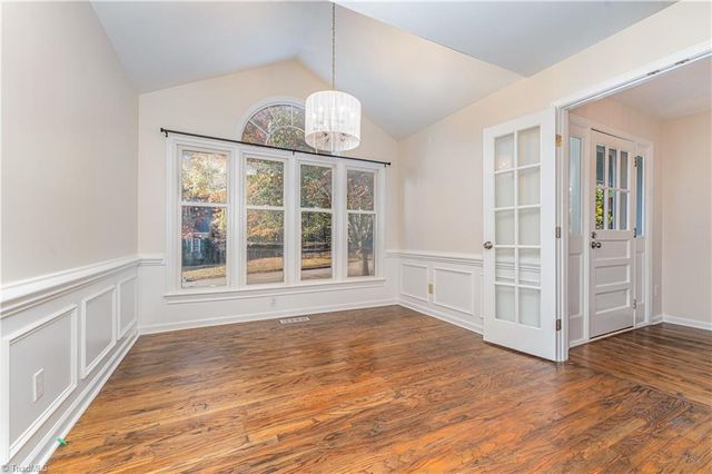 5 Ivy Brook Court, Greensboro, NC 27407