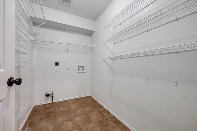 1005 Remington DR, Leander, TX 78641