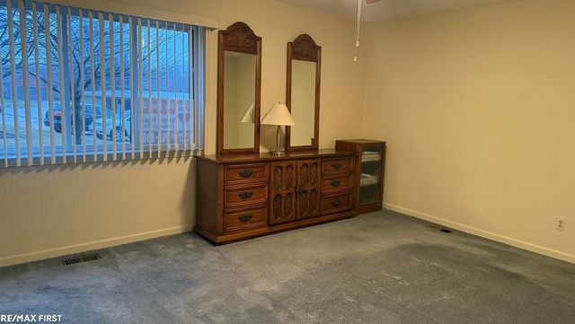42188 Todd Mark Lane, Clinton Twp, MI 48038