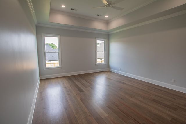 2611 MOORE RD, Germantown, TN 38138