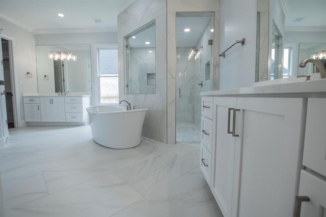 2611 MOORE RD, Germantown, TN 38138